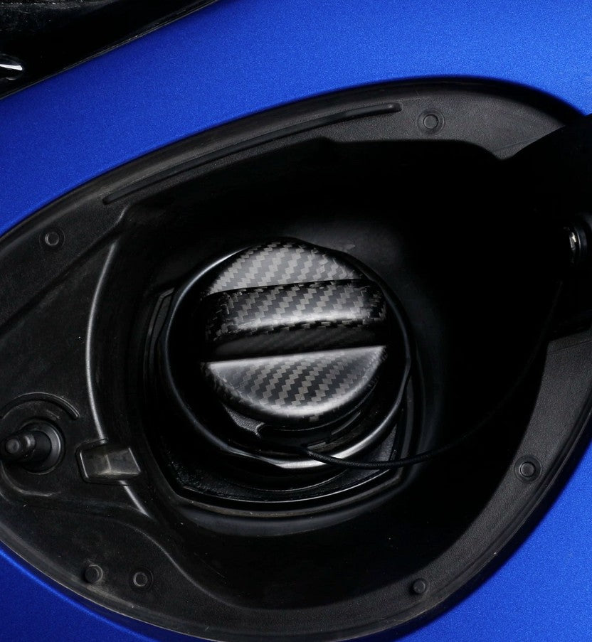【受注生産】GR86（ZN8） / BRZ（ZD8）ドライカーボン フューエルキャップカバー